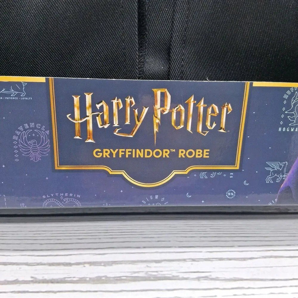 Harry Potter Gryffindor Robe for Kids Fits Sizes 10-12x Jakks Pacific (New)
